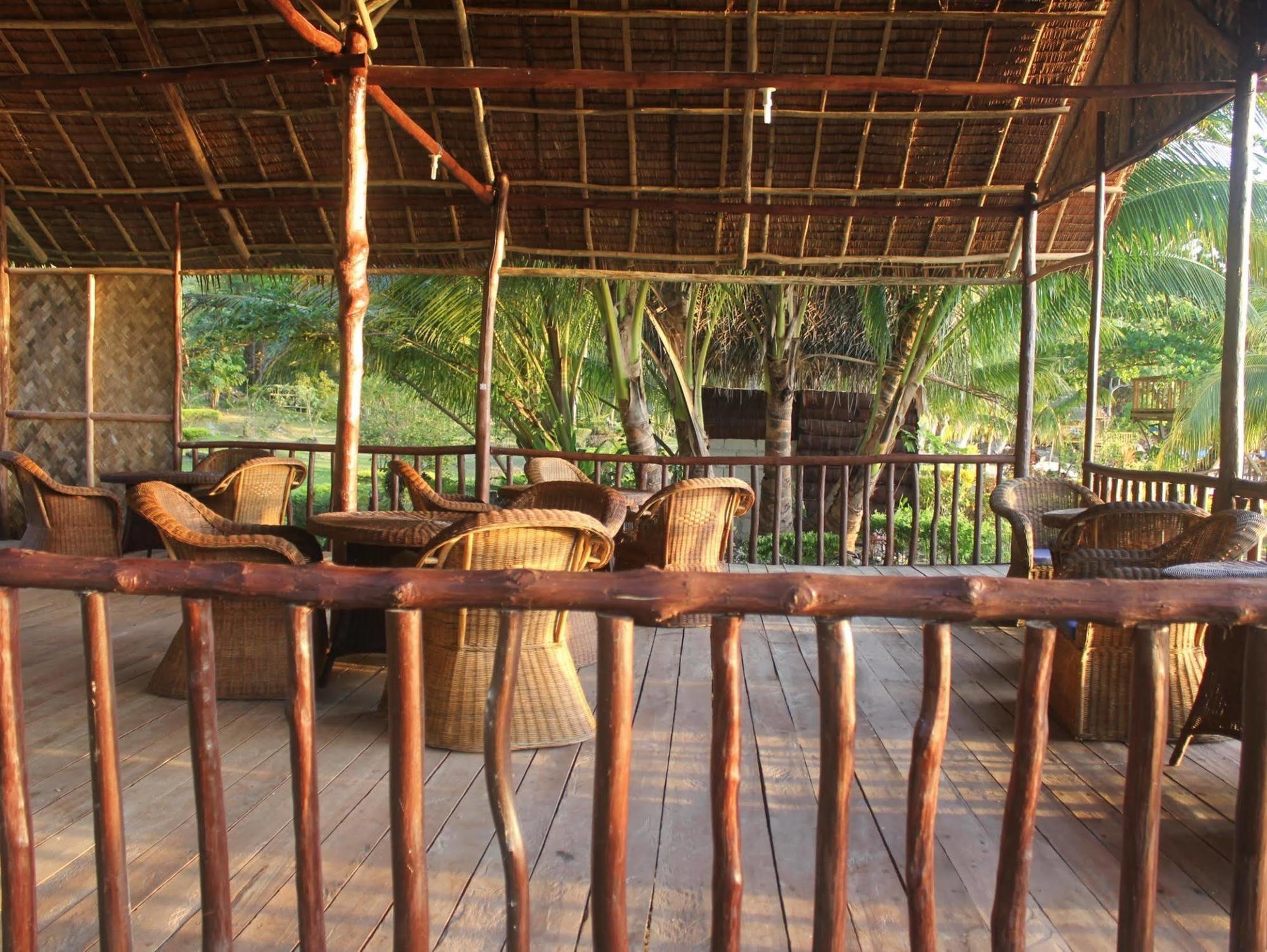 Blue Cove Tropical Island Resort San Vicente  Εξωτερικό φωτογραφία